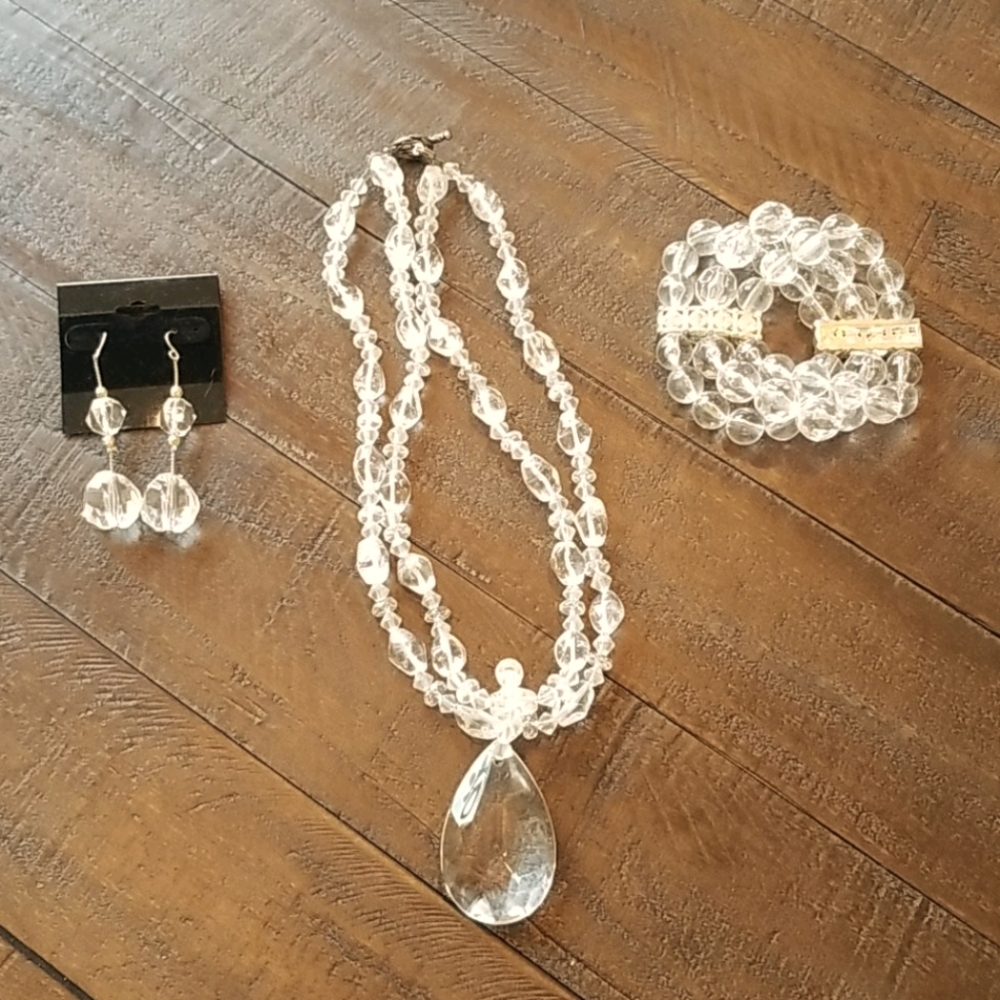 Necklace, Bracelet and Earrings Set